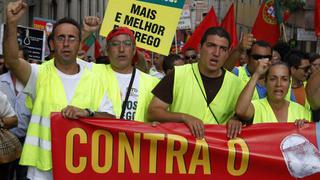 Portugal reafirma austeridad pese a protestas y revés electoral
