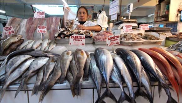 Precios de los pescados suben debido a los oleajes anómalos. (Foto: GEC)