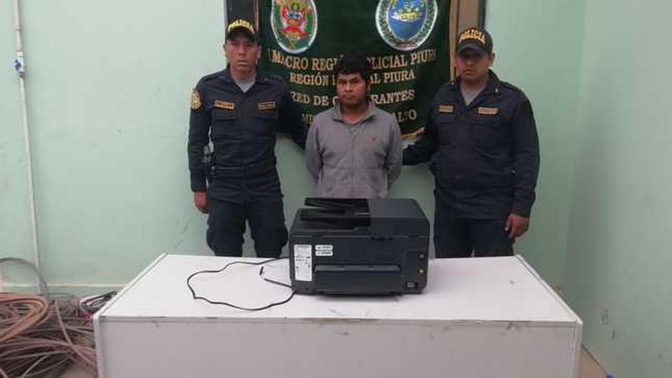 Los detenidos fueron trasladados a la Sección de Investigaciones de la comisaría de El Alto. (Foto: Mininter)