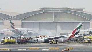 Aviones en llamas no hacen que pasajeros se olviden de su equipaje