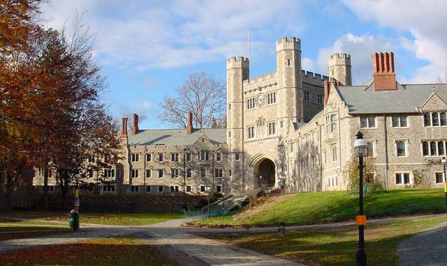 FOTO 7 | Universidad de Princeton, Estados Unidos. Número de estudiantes: 7,955. Porcentaje de estudiantes internacionales: 24%. Proporción entre hombres y mujeres: 45/55