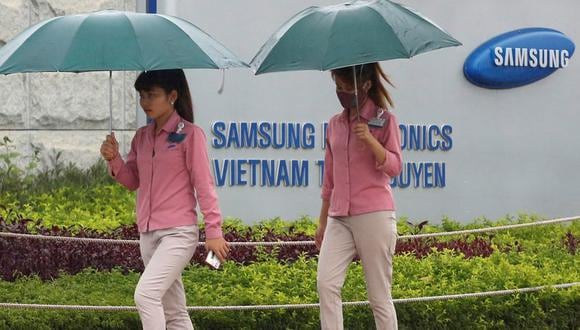 La firma tecnológica surcoreana Samsung ya produce pantallas en Vietnam, donde tiene seis fábricas y dos centros de investigación y desarrollo.