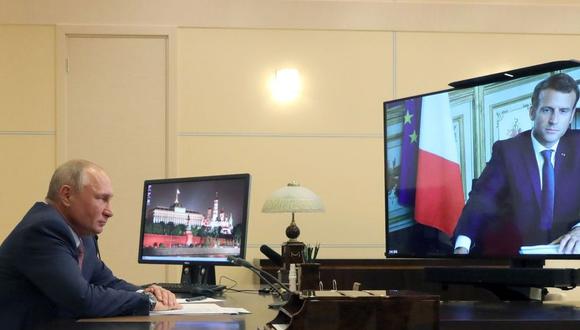 “Vladimir Putin instó a Emmanuel Macron y Olaf Scholz a influir en las autoridades de Kiev para detener tales actos criminales”, dice el comunicado colgado en la página del Kremlin.