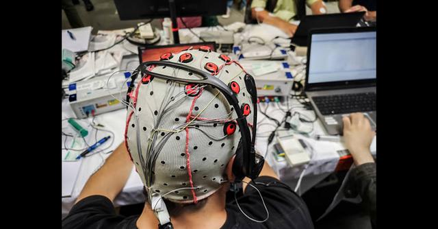 FOTO 3 | 3. Ingeniero de hardware de Brain Computer Interface para diagnóstico y prevención de enfermedades (Foto: iStock)