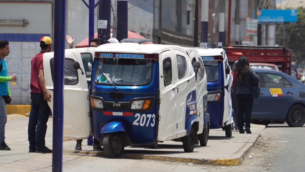 Congreso: plantean que mototaxis establezcan paraderos y vías de tránsito | Waldemar Cerrón | Perú Libre | | PERU | GESTIÓN
