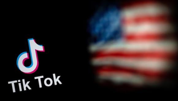 La decisión representa una victoria temporal para TikTok, que tiene 100 millones de usuarios en Estados Unidos. (Photo by NICOLAS ASFOURI / AFP)