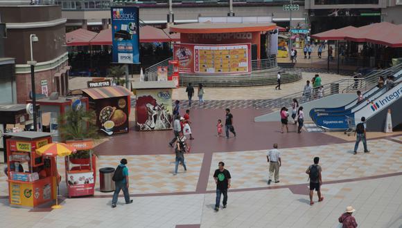 Decisión de los centros comerciales beneficiará a franquicias y negocios propios que funcionan allí. (Foto: GEC)