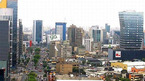 “Los entornos operativos más débiles en estos países aumentarán el deterioro de la calidad de los activos y afectarán la rentabilidad”, dijo Fitch Ratings en un comunicado.