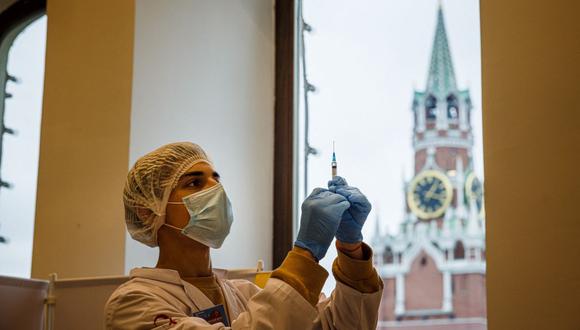 Las autoridades sanitarias han tomado nuevas medidas en diferentes ciudades para evitar más contagios. (Foto: Dimitar DILKOFF / AFP)