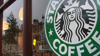 Coronavirus asesta fuerte golpe a Starbucks