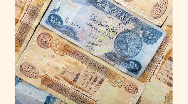 Dinar. El dinar es la divisa más utilizada en los países árabes, siendo oficial en Argelia, Bahréin, Irán, Irak, Jordania, Kuwait, Libia, Túnez, Serbia y Macedonia. Procede del vocablo latino 'denarious', que era el nombre de una moneda de plata