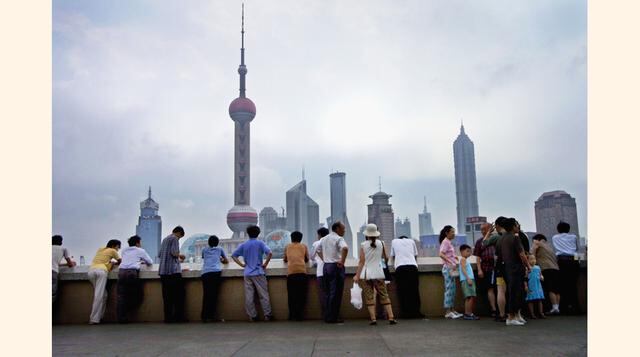 China es un mercado particularmente importante para Kobe Bryant, al extremo que hoy es mucho más popular en ese país que en los EE.UU. Su camiseta fue un best-seller entre los aficionados chinos al basquetbol, quienes lo trataron como la estrella más gran