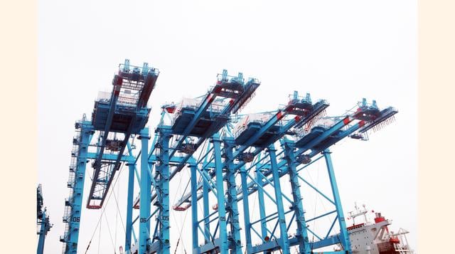 Este primer lote forma parte de un total de 13 grúas gigantes, que arribarán en los próximos años al Callao. (Foto: Lucero del Castillo)