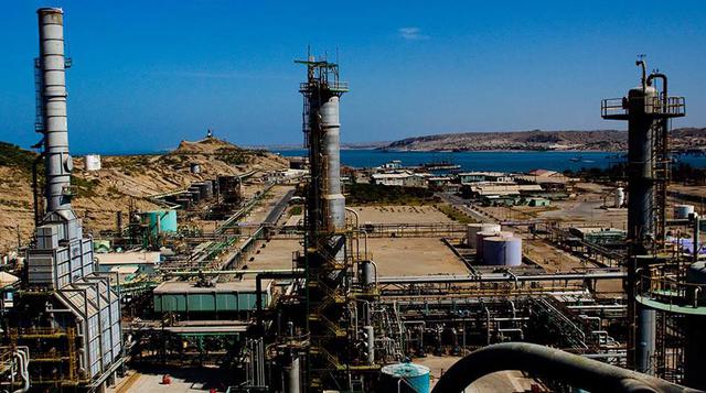 Acuerdo Complementario. En diciembre de 2016 Petroperú confirmó la decisión de no contratar con terceros. Las filiales de TR presentarán propuestas técnicas y económicas para la ejecución de las unidades auxiliares. Una vez presentadas las propuestas, las