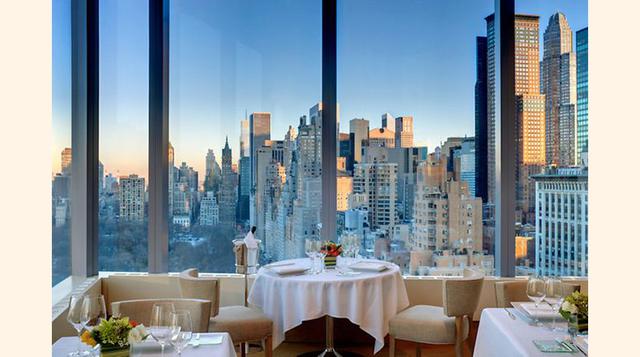 En una ciudad donde los restaurantes suelen estar en la planta baja, Restaurante Asiate esta en el piso 35 del Hotel Mandarin Oriental, por lo que ofrece una de las mejores vistas de Nueva York y del Central Park. (Foto: blog.goplaceit)