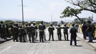 Lo que le espera a Venezuela luego que soldados armados abortaron plan de entrada forzada