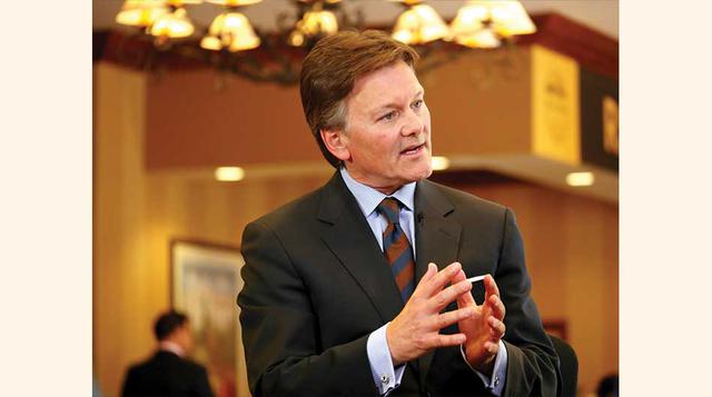 Kelvin Dushnisky de Barrick: Perspectivas del mercado: Una economía mundial incierta y una política monetaria flexible darán soporte a los precios del oro en el 2017; la volatilidad relacionada con la Fed afecta a los precios en el mediano plazo. En el me