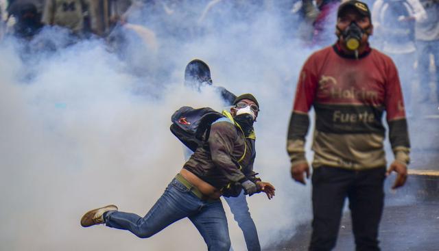 El miércoles murió en Quito un líder indígena durante una gran movilización contra el gobierno. (Foto: AFP)