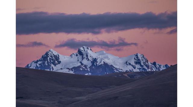 El carácter prístino del paisaje es impresionante y es el atractivo central del Parque. El buen estado de conservación de sus ecosistemas es el eje principal de activación de la economía local. (Foto: Wust Ediciones/ Sernamp)