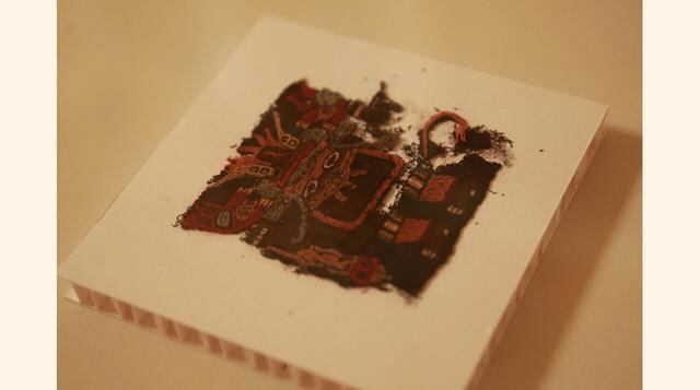 Los expertos coinciden en que el manto podría haber sido una especie de calendario.