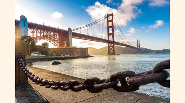 Puente Golden Gate, San Francisco, Estados Unidos. "Impresionante incluso cuando perdió la parte superior de la misma en la niebla. Lo habíamos visto muchas veces en las películas, pero en realidad es tan hermoso".