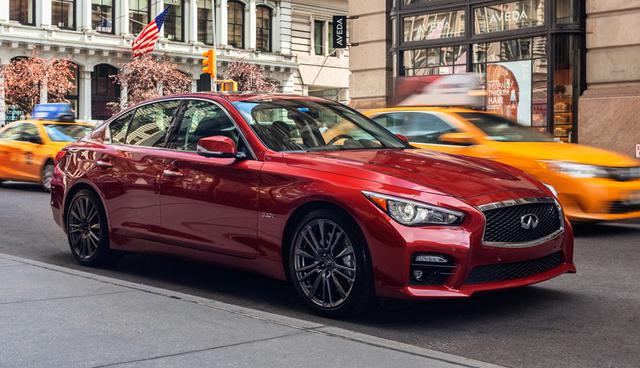 FOTO 13 | Infiniti Q50: 3.0 litros, doble turbo VR V6. (Foto: Hollis Johnson)