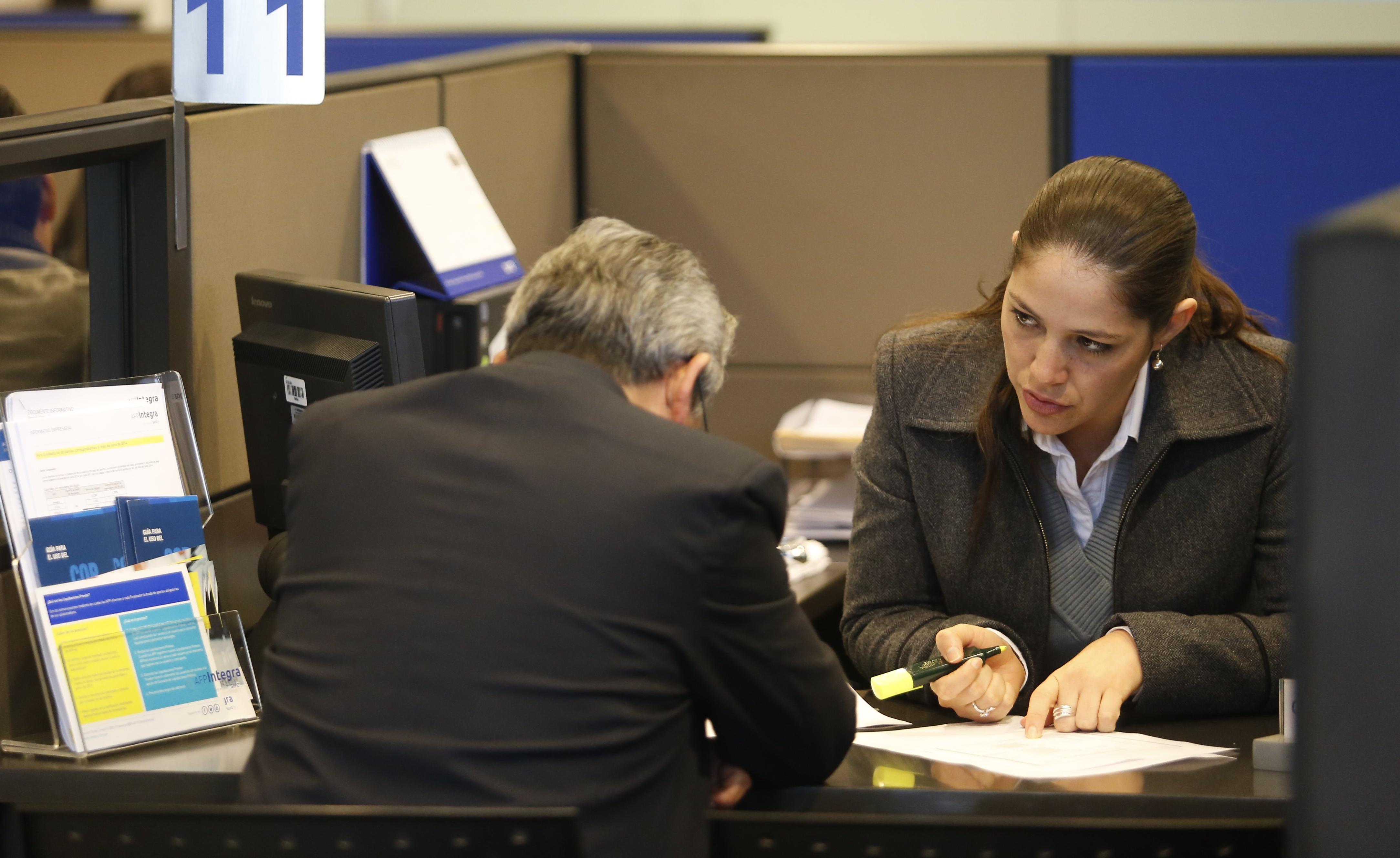 SBS sostiene que la propuesta del Congreso impactaría negativamente en todos los fondos de pensiones. (Foto: GEC)