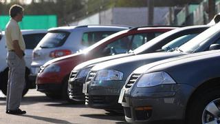 Venta de autos de segunda alcanzaría récord este año: se usan para taxi o delivery