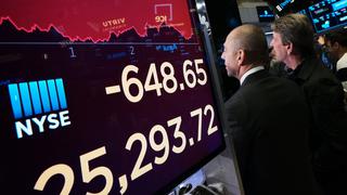 Wall Street: Dow Jones cae 2.4% afectado por guerra comercial entre EE.UU. y China