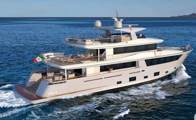 FOTO 10 | 1. Narvalo. Desde la terraza del Narvalo puedes disfrutar de las mejores vistas en los destinos más remotos.
Con una cubierta de 50 metros cuadrados [538 ft²], cuenta con una barra para desayunar bajo sombra.
Hacia la popa encuentras el jacuzzi con bordes de cristal, y muy cerca mesas para comer algo ligero o tomar un cóctel.
También hay un gran televisor para disfrutar de una buena película durante la noche.
Narvalo es un yate de lujo de 33,4 m (109 pies) de largo. Fue construido por Cantiere delle Marche en 2016. (Foto: Yacht Harbour)