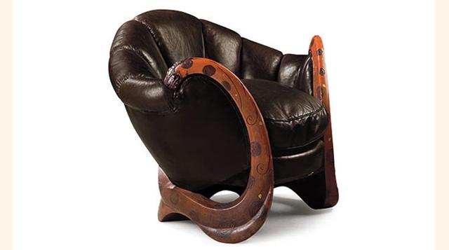 El sillon de Yves Saint Laurent (27,4 millones de euros), diseñado por el prestigioso diseñador es el mueble más caro del mundo. (Foto: kienyke)