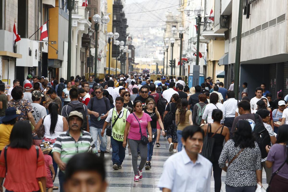MEF detalla que municipalidades podrían emitir licencias de bajo riesgo en al menos dos días y licencias de alto riesgo, que podrían ser en 8 días. (Foto: Piko Tamashiro)