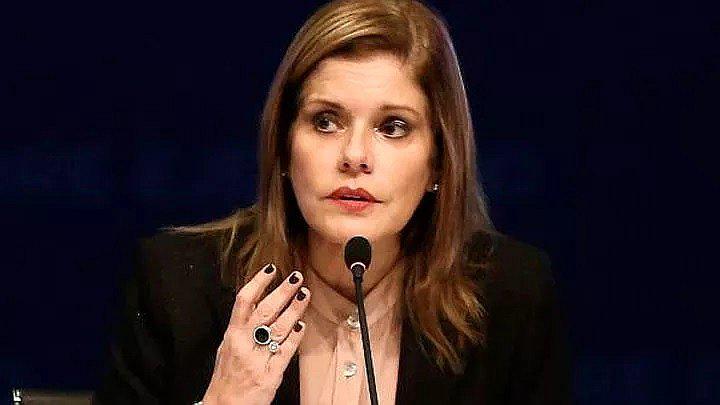 "Aquí, la verdad, no importan las preferencias políticas, aquí uno tiene que tener la certeza de que hay que apoyar al Gobierno", señaló Araoz. (Foto: GEC)