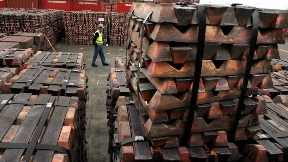 Chinese copper imports fall on weak economy, real estate problems