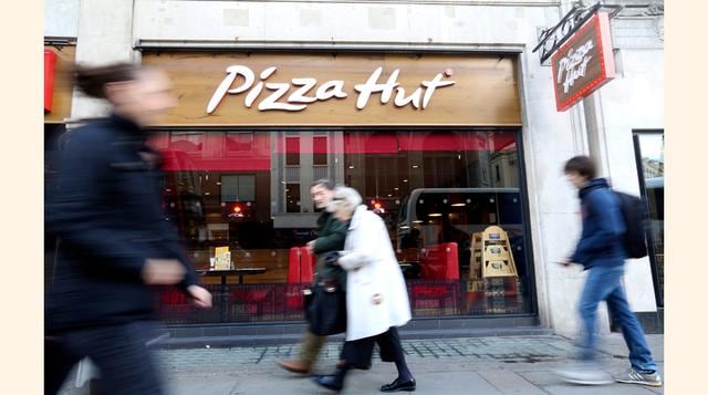 Pizza Hut. La líder entre las cadenas de pizzerías vendió US$ 5,500 millones durante el año pasado. (Foto: Bloomberg)