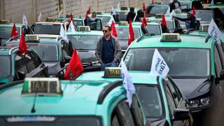 Uber: Taxistas atoran tráfico en Lisboa con protesta contra la aplicación electrónica