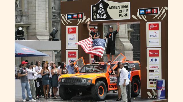 En la categoría de carros en el Dakar 2012 ganó Stephen Peterhensel y en la de camiones, Gerard de Rooy, Darek Rodewald y Tom Clsoul de Iveco.