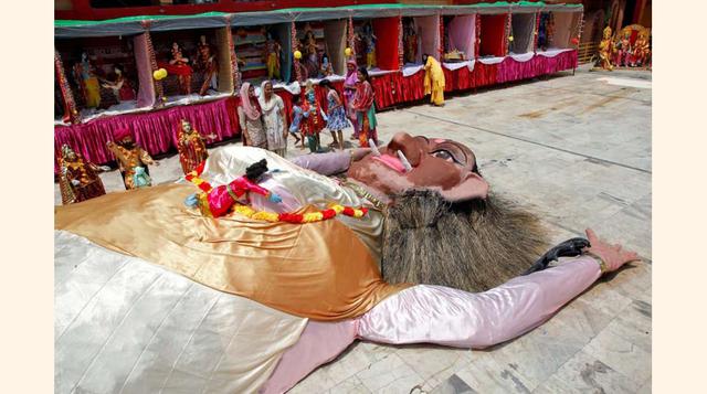 Putana (giganta) era una demonia que según la leyenda fue contratada por el tío de Krisna, Kamsa, para matar a su sobrino. (foto.msn)