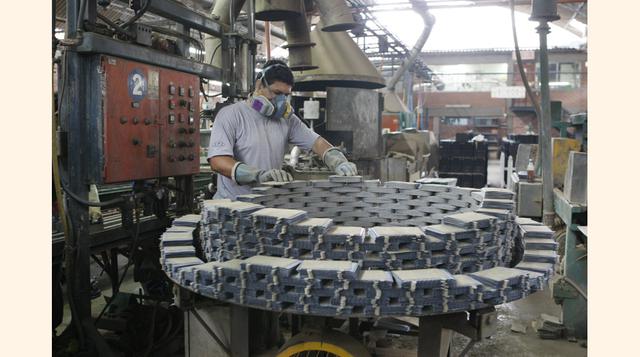 La proyección de crecimiento del PBI para 2014 ha sido revisada a la baja, de 5.5% a 4.4%, principalmente por una revisión de la proyección de crecimiento de la actividad primaria de 3.1 a 0.9%. (Foto: Manuel Melgar)