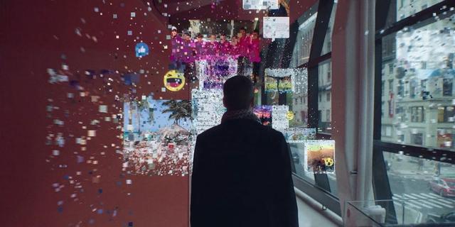 FOTO 2 | 2. Nada es privado (2019)