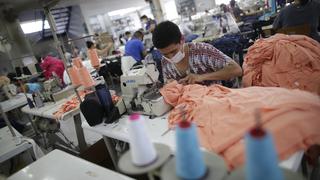 Pese a menor precio, volumen de exportación del sector textil caerá a doble dígito este año
