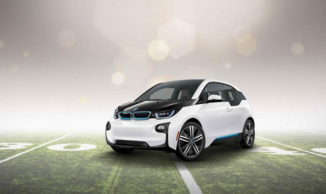 BMW. BMW presentará un vehículo totalmente autónomo en el 2021. Bautizado como el iNext, el auto eléctrico y completamente sin conductor de BMW llegará al mercado en el 2021. BMW mostró algo de su tecnología de auto-conducción en su concepto i3 totalmente