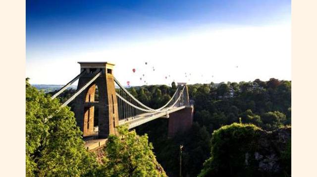 Festival Internacional del Globo de Bristol, Reino Unido. Es uno de los más grandes de Europa. Se celebra durante cuatro días en el mes de agosto. Participan más de 100 globos de múltiples formas y colores. (Foto: msn)