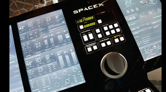 8) Los astronautas tendrán acceso a la información en tiempo real a través de estas pantallas, donde se mostrarán datos sobre el estado y las capacidades de la nave espacial, la posición en el espacio, además podrán controlar los aparatos que se encuentra