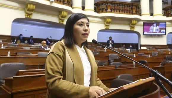 PJ pide al Parlamento subsanar solicitud de impedimento de salida del país contra Betssy Chávez. Foto: Congreso