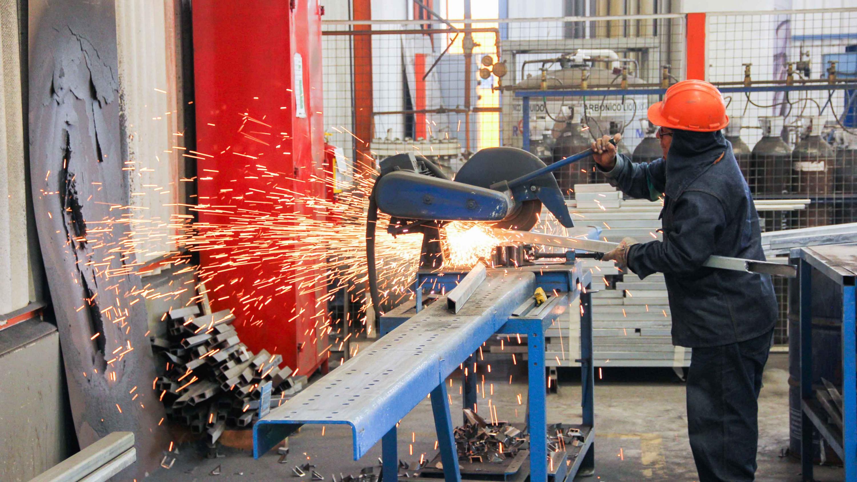 La industria no primaria, la de mayor valor agregado, avanzó debido al impulso de bienes de capital, bienes intermedios y de consumo. (Foto: Produce)