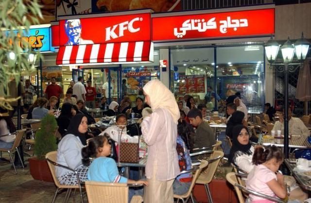 FOTO 4 | Consulta qué opinan otros franquiciados, ellos podrán contarte de primera mano sus impresiones sobre el negocio.