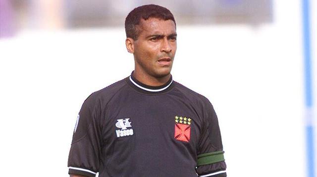 - Romario, exjugador brasileño y senador: "Consternado c essa tragédia. Minha solidariedade aos amigos e familiares dos atletas, jornalistas, equipe técnica e tripulação #forçachape" (Consternado por esta tragedia. Mi solidaridad con los amigos 