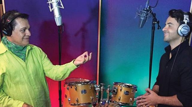 Otra de las numerosas colaboraciones de Juan Gabriel fue con Luis Fonsi. El cantante puertorriqueño de 38 años intrepretó, a dúo con el mexicano, el tema “Te lo pido por favor”.