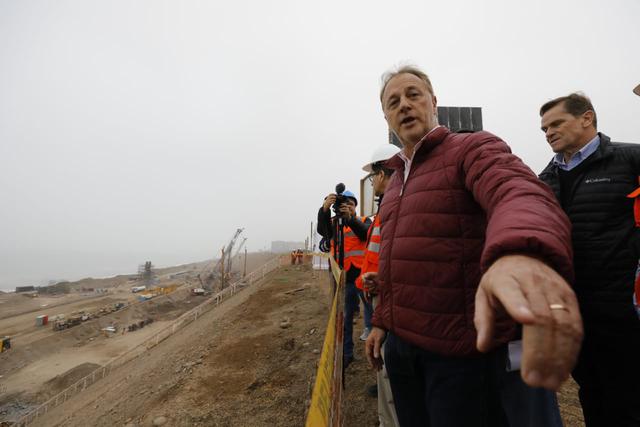 El burgomaestre dijo que la apertura del ramal busca brindar&nbsp;&nbsp;facilidades para los Juegos Panamericanos y también en beneficio de los vecinos de San Miguel y otros distritos. (Fotos: Piko Tamashiro)